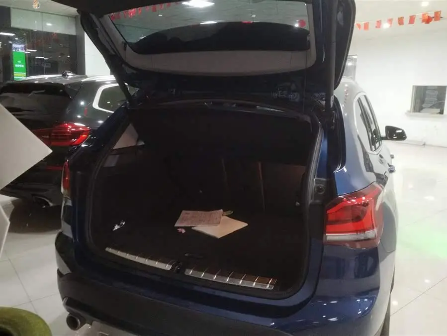 2021 BMW X1 xDrive25Li Luxury