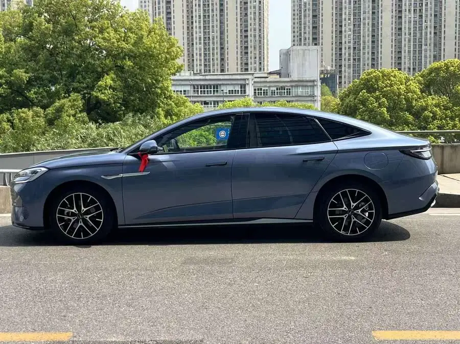 2024 Seals Glory Edition DM-i 1.5L 121km Deluxe Model