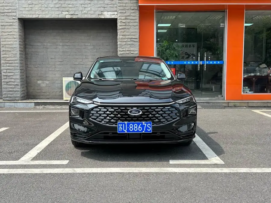 2022 Ford Mondeo EcoBoost 245 Titanium