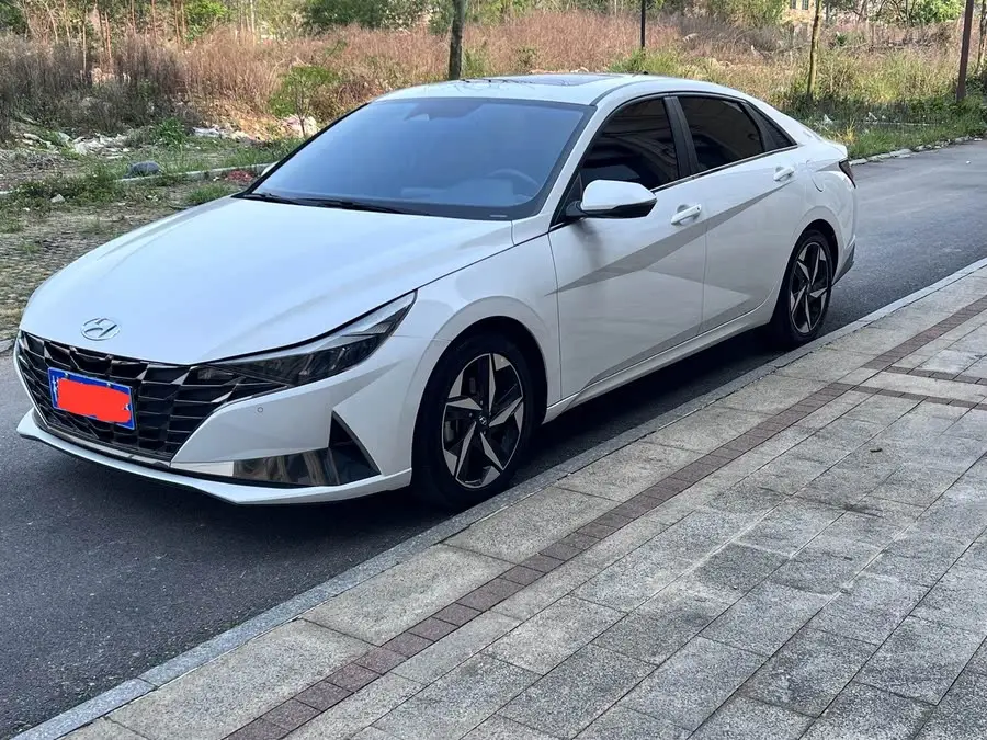 إيلانتر 2021 1.5 لتر CVT LUX النسخة المميزة