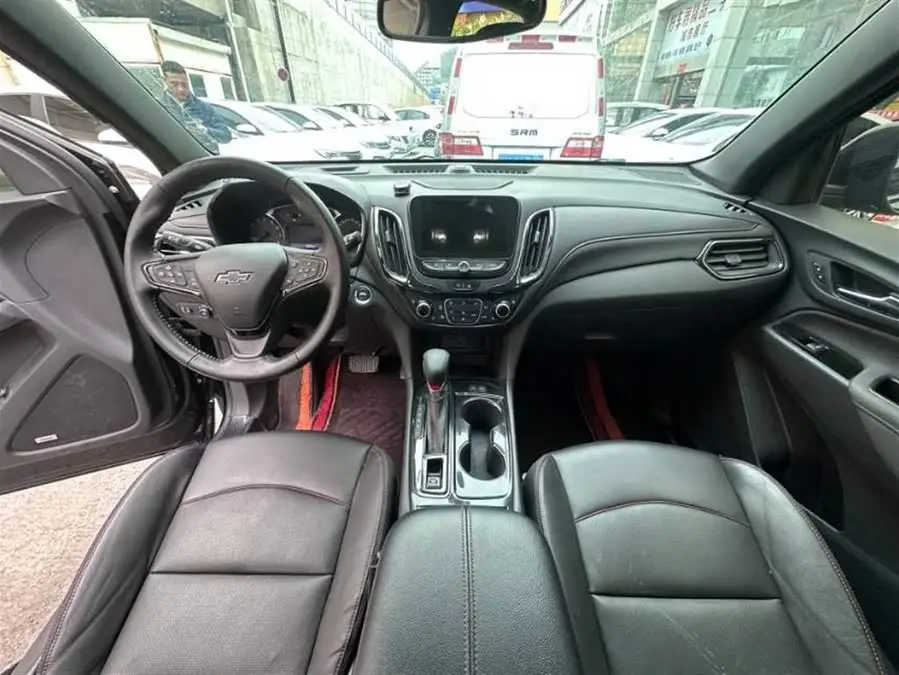 2021 Chevy Tracker 550T RS AWD Intelligent Defender Edition