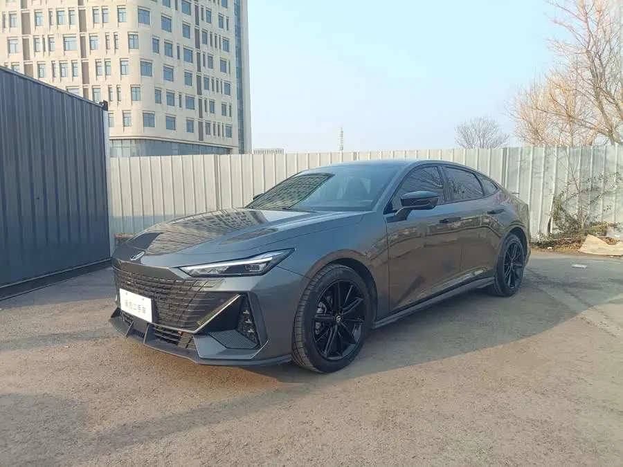 Changan UNI-V 2023 1.5T Premium Model