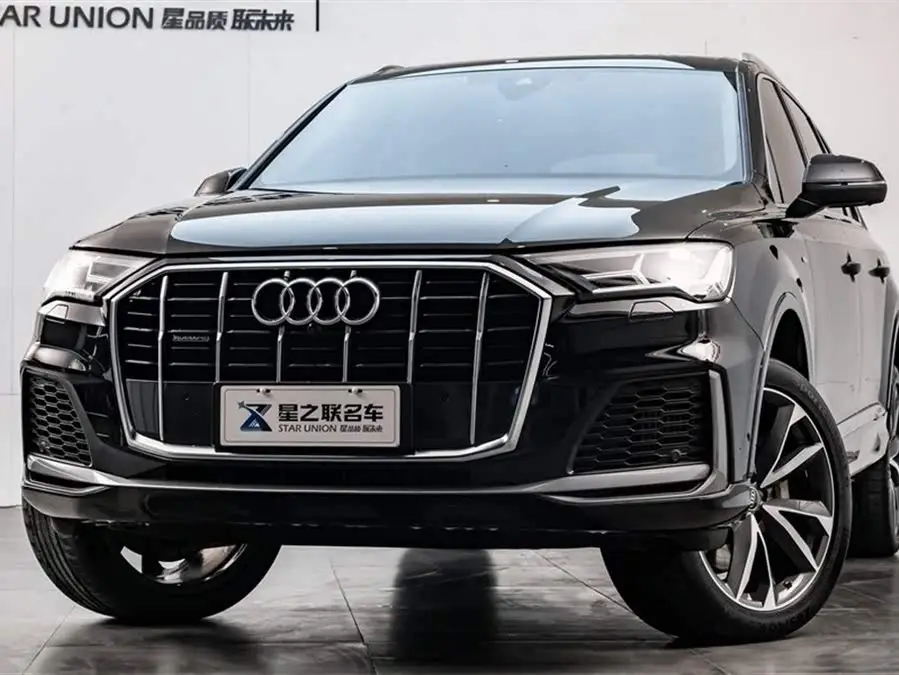 Audi Q7 2023 55 TFSI quattro S line Sport