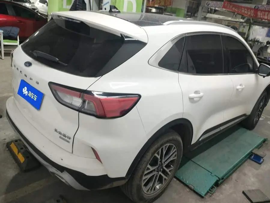 فورد إيكواتور 2020 إيكوبوست 245 بنسخة الدفع الثنائي ياو شياج