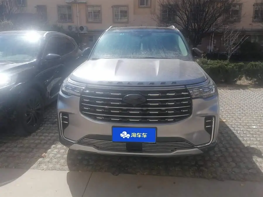 إكسبلورر 2023 إيكو بوست 285 إصدار تيتانيوم 4WD 7 مقاعد