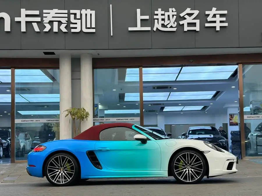 Porsche 718 2020 Model Boxster 2.0T