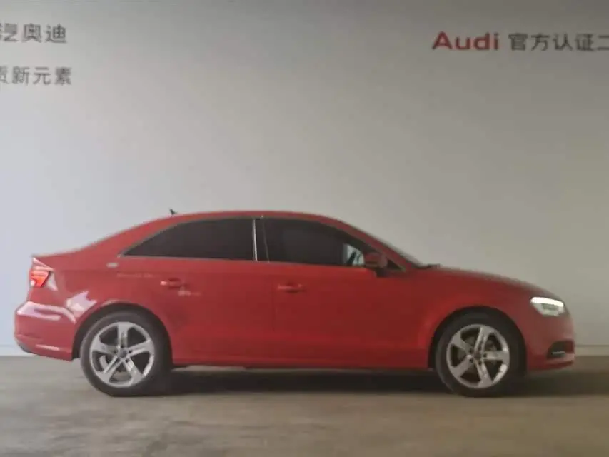 أودي A3 2020 طراز معدّل ليموزين 35 TFSI مستوى دخول وطني VI