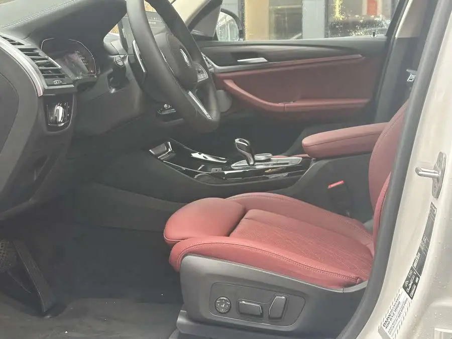 BMW X3 2023 xDrive30i Leading M Night Package