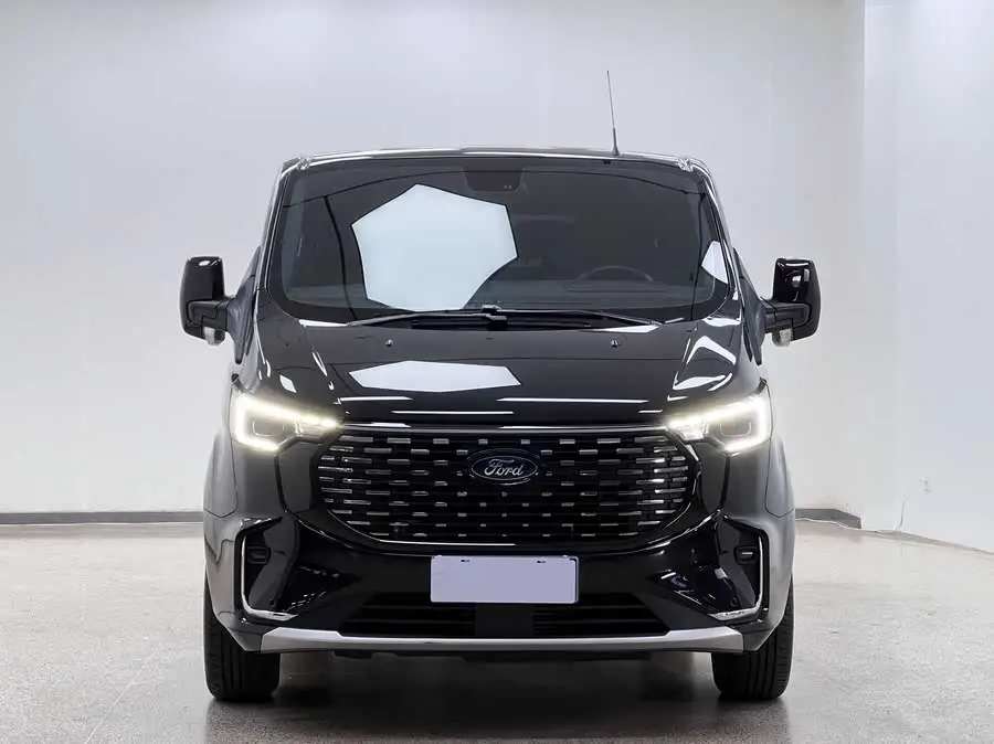 Tourneo 2023 2.0T Automatic Elite