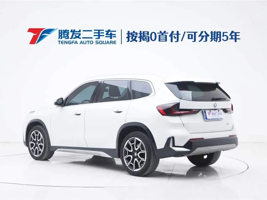 بي إم دبليو X1 2023 sDrive25Li حزمة تصميم X