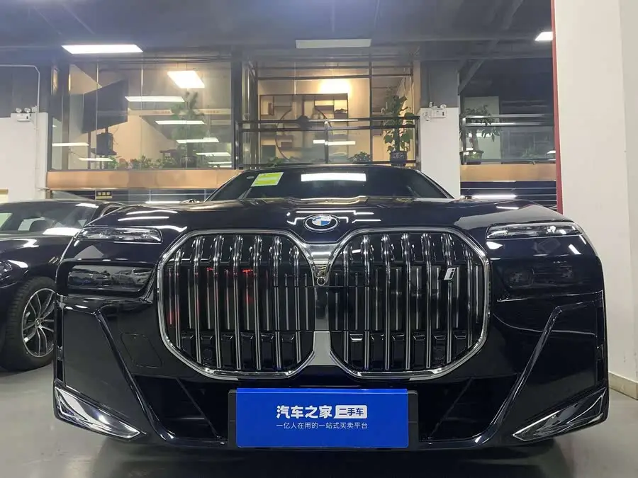 BMW i7 2023 eDrive50L Leading M Sport Package