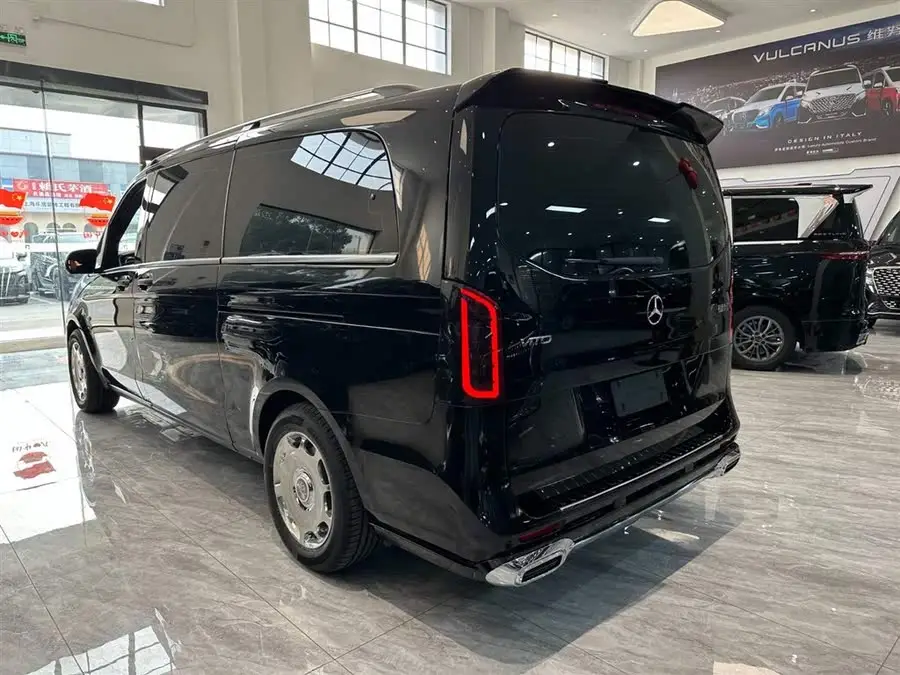Vito 2024 2.0T Business Edition 7-seater