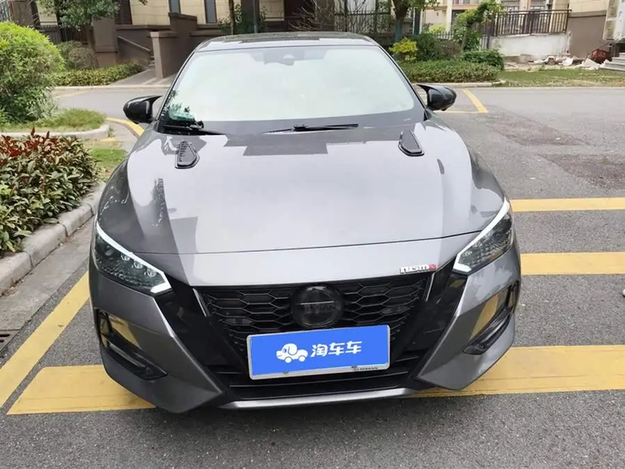 2022 نيسان سيلفي 1.6 لتر توب CVT إصدار فاخر