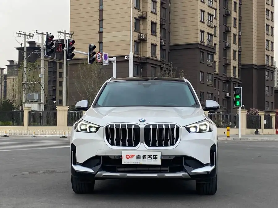 BMW X1 2024 sDrive20Li X Design Package