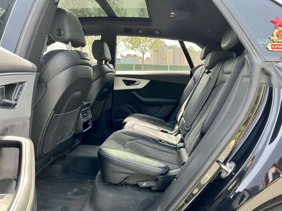 أودي Q8 2019 55 TFSI الفاخرة الديناميكية