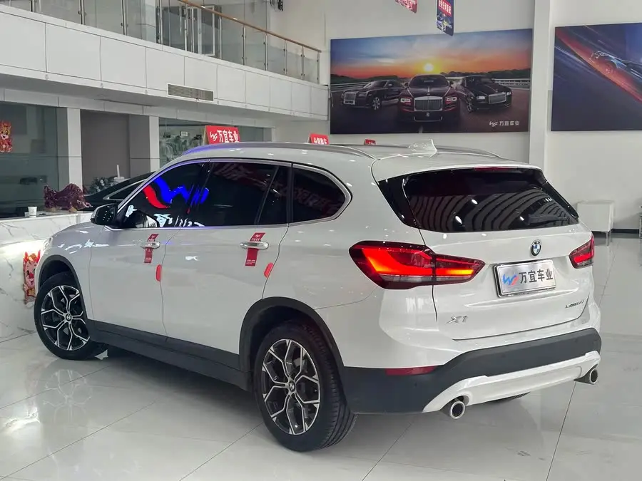 BMW X1 2021 sDrive25Li Leading Edition