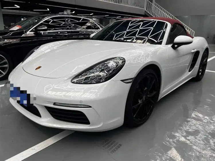 Porsche 718 2022 Model Boxster 2.0T