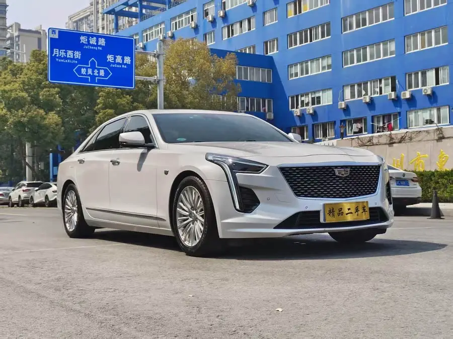 كاديلاك CT6 2021 28T فاخرة
