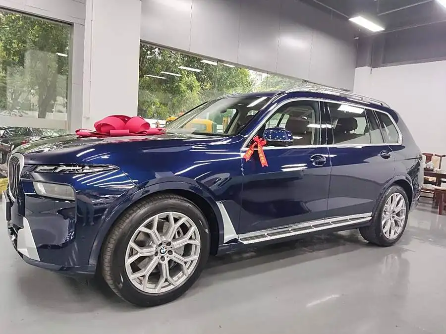 بي إم دبليو X7 2023 xDrive40i باقة فاخرة
