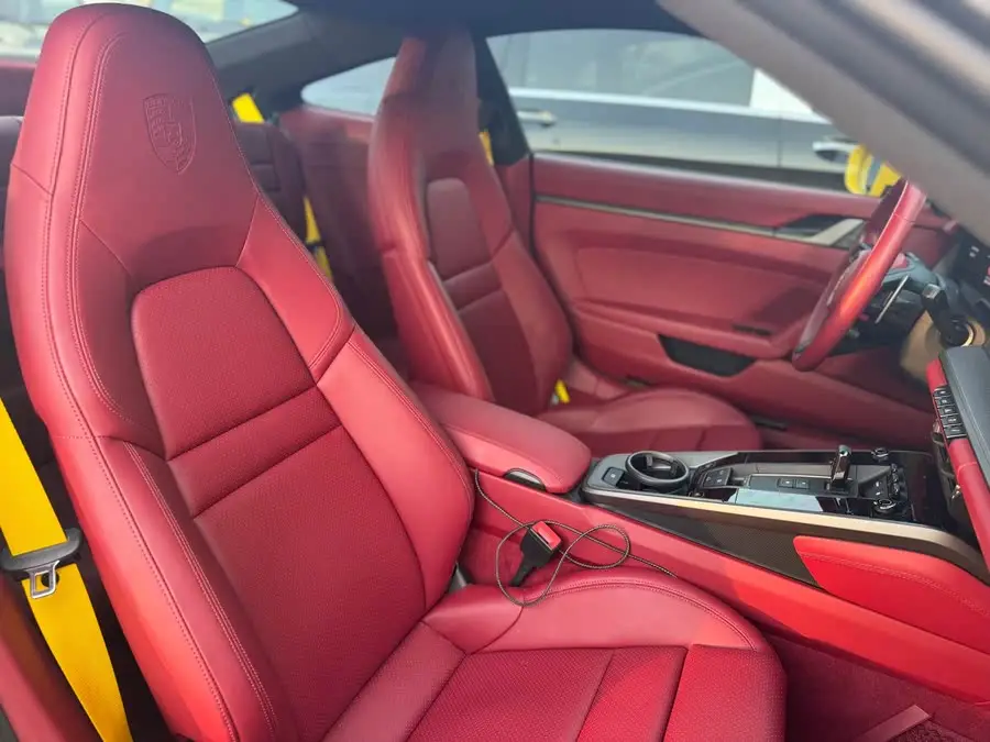 Porsche 911 2022 Carrera 3.0T