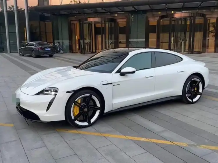 2019 Taycan Taycan 4S