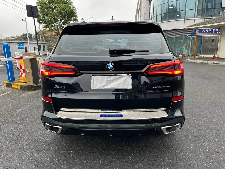 BMW X5 2022 Facelift xDrive 30Li Luxury M Sport Package