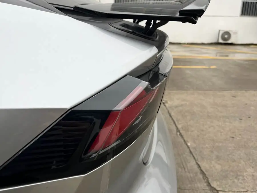 Changan UNI-V 2023 1.5T Premium