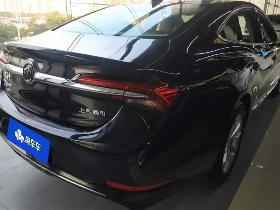 بويك لاكروس 2022 552T فاخرة