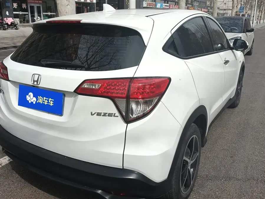 هوندا HR-V 2020 1.5L CVT النسخة الرائدة