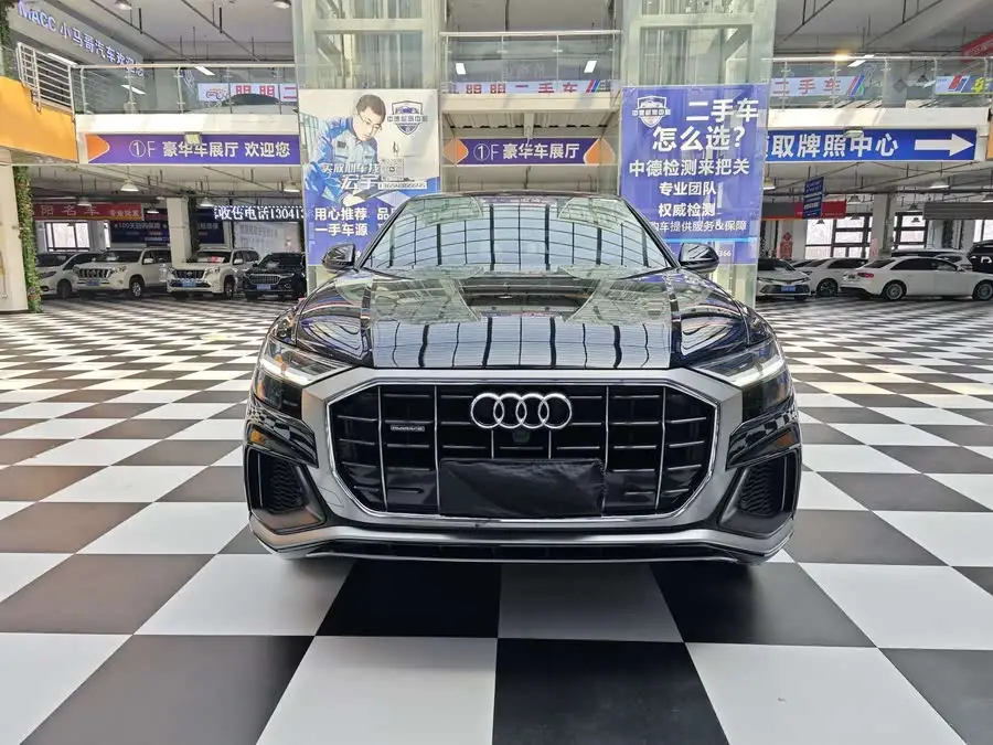 أودي Q8 2021 55 TFSI الفاخرة الديناميكية