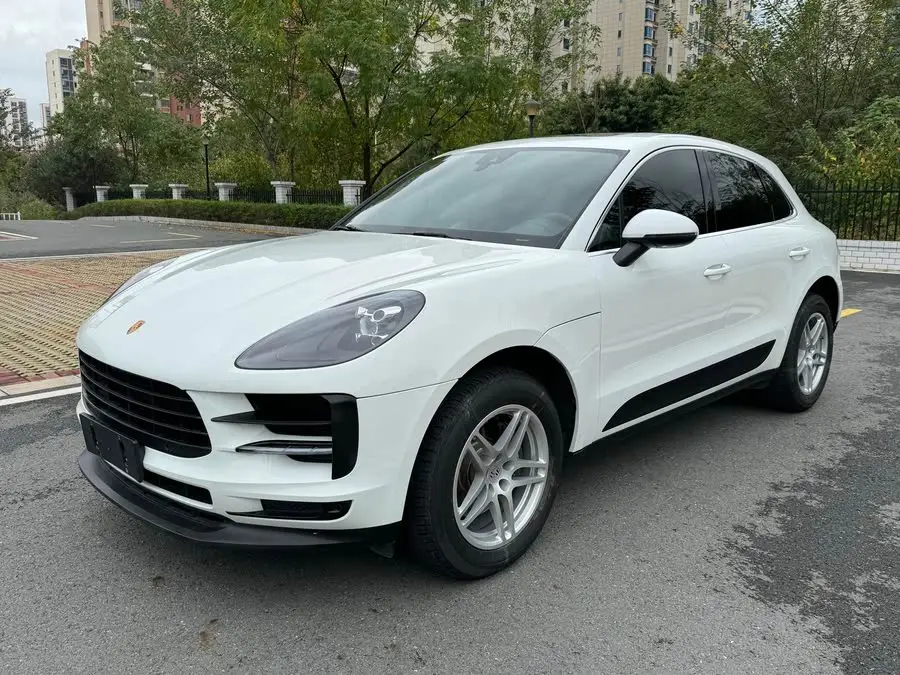 2021 Macan 2.0T