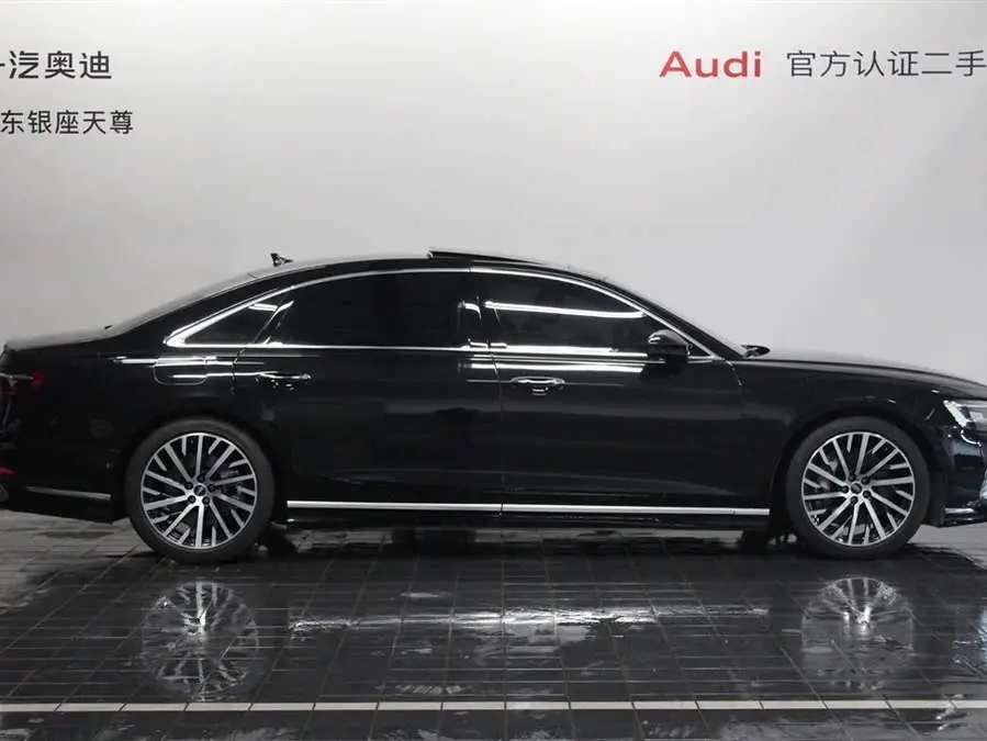 أودي A8 2024 A8L 55 TFSI كواترو رائد