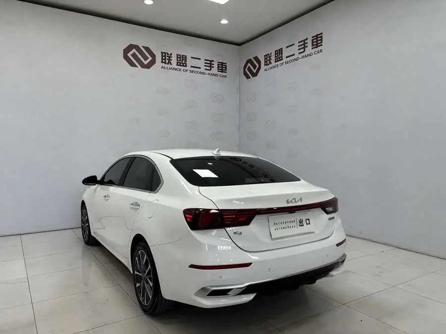 كيا K3 2021 الطراز المعدل 1.5L CVT النسخة العصرية