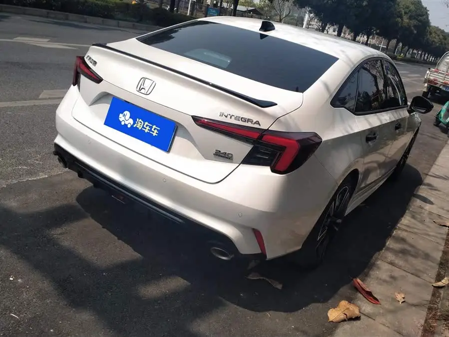 2023 Model 240TURBO CVT Phantom Night Luxury Edition