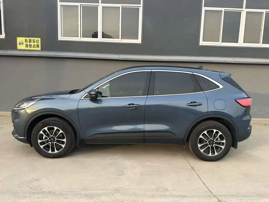 فورد إسكايب 2020 إيكوبوست 245 دفع ثنائي إصدار الاستمتاع