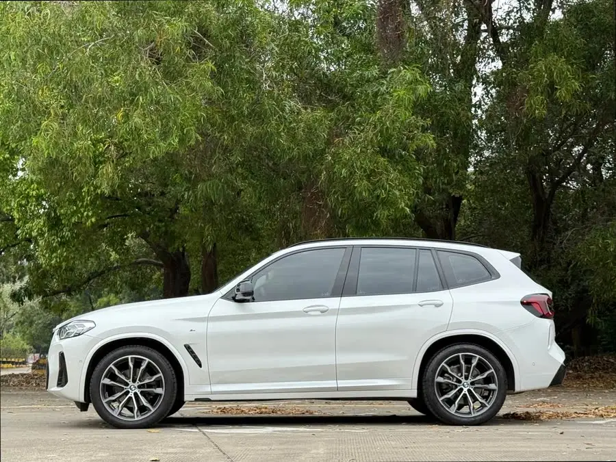 BMW X3 2022 Model Update II xDrive30i Leading Edition M Shadow Package