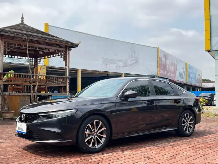 2023 Model 240TURBO CVT Luxury Edition