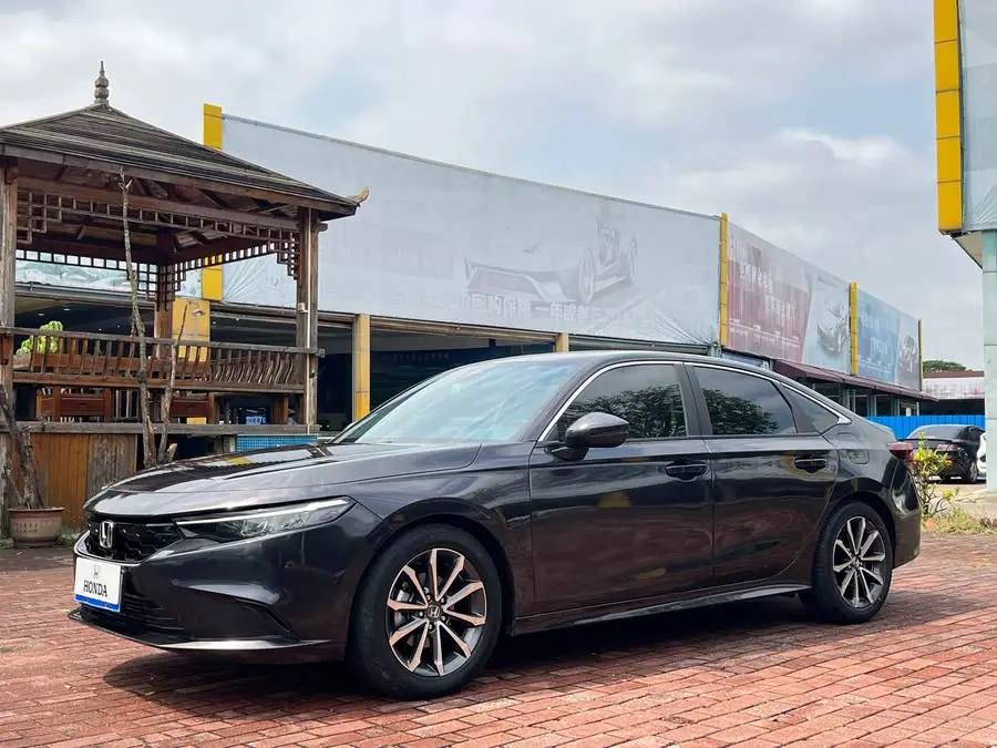 2023 Model 240TURBO CVT Luxury Edition