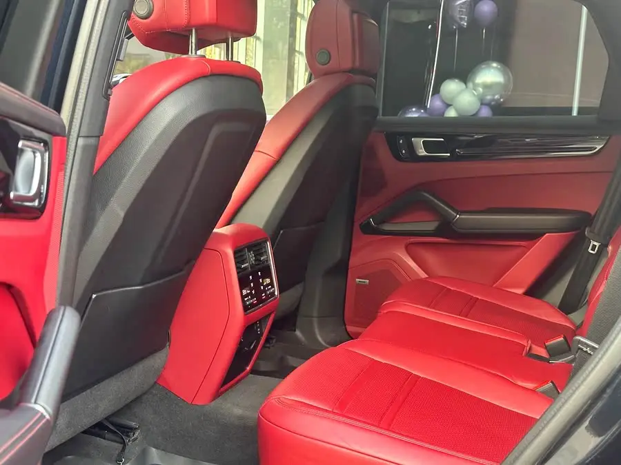 2022 Cayenne Cayenne 3.0T Platinum Edition