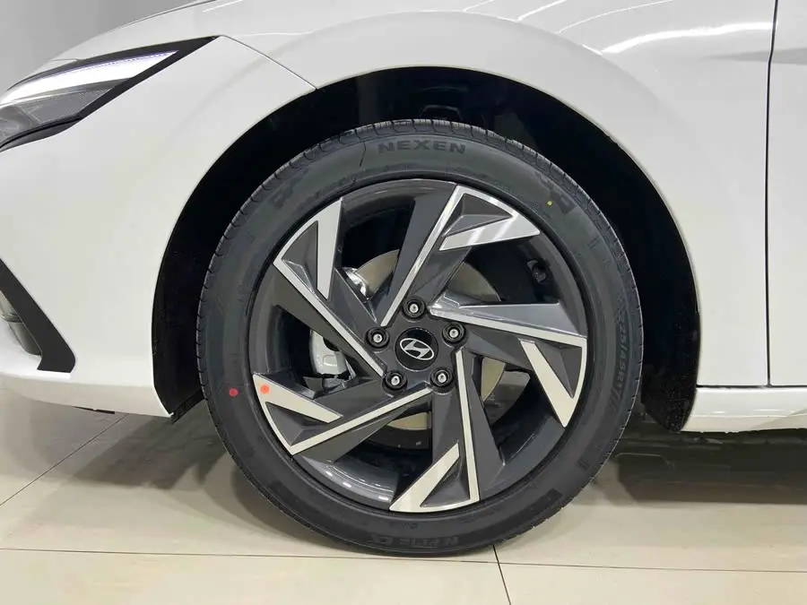 إلنترا 2023 1.5 لتر CVT GLX النخبة