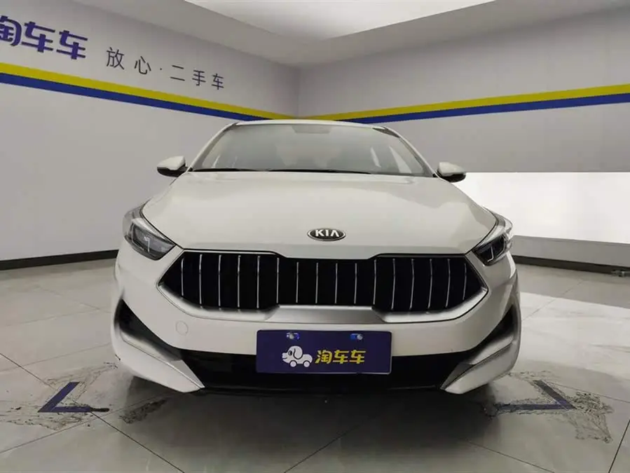 كيا K3 2021 1.5L CVT النسخة الأنيقة