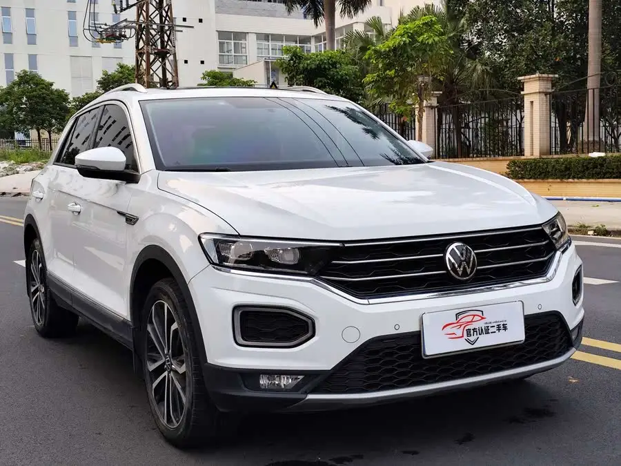 T-ROC 2022 الطراز 280TSI DSG الدفع الثنائي راحة PLUS