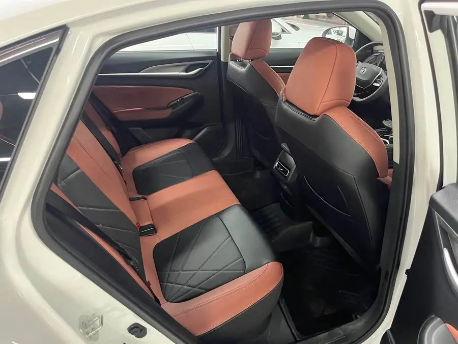 معلومات الموديل