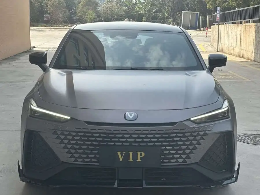 Changan UNI-V 2022 2.0T Leading Speed Edition