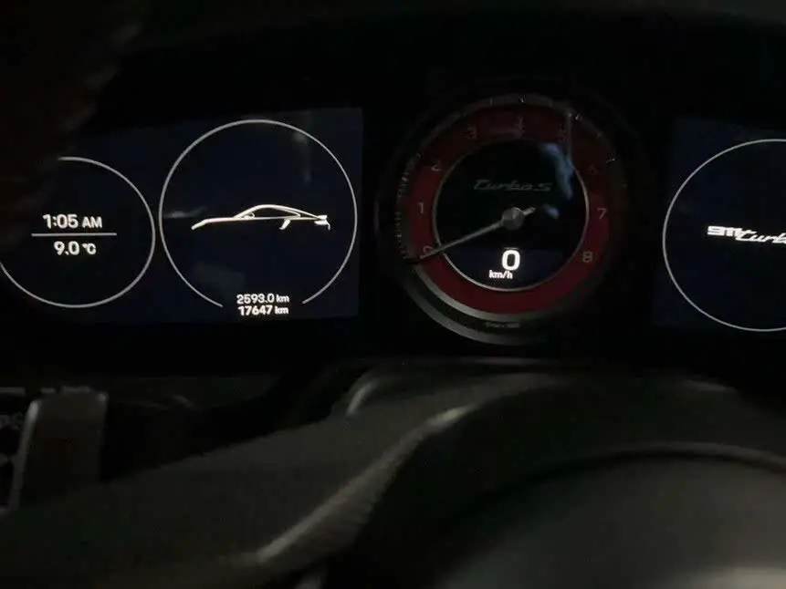 Porsche 911 2022 Turbo S 3.7T