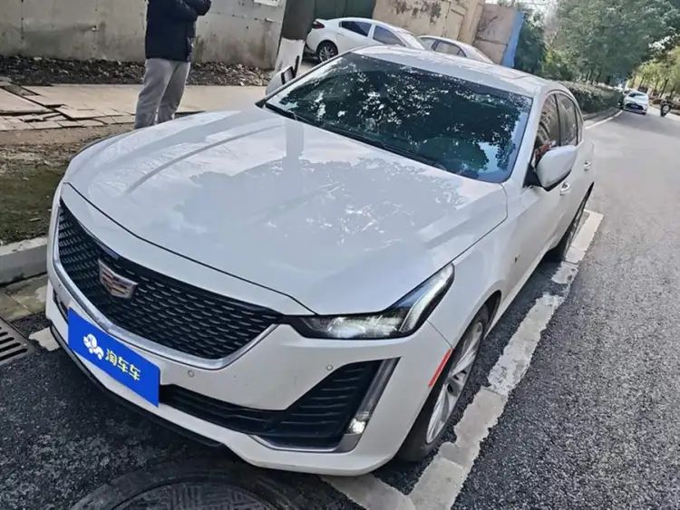 Cadillac CT5 2022 28T Luxury (Standard Edition)