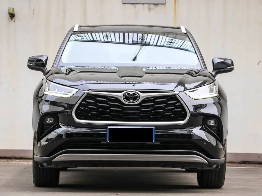 هايلاندر 2022 380T الدفع الرباعي النسخة المميزة 7 مقاعد