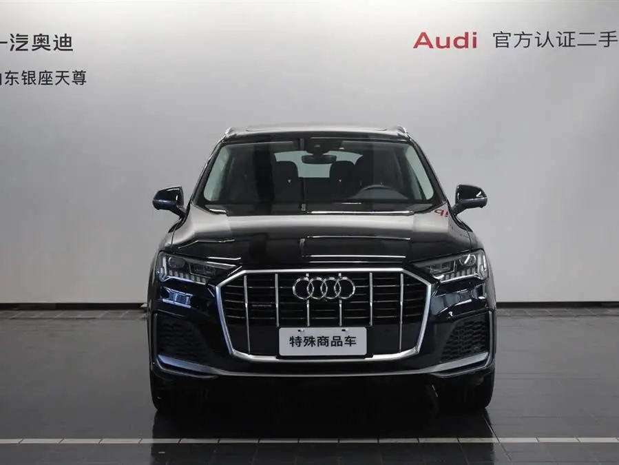 Audi Q7 2023 55 TFSI quattro S line Sport