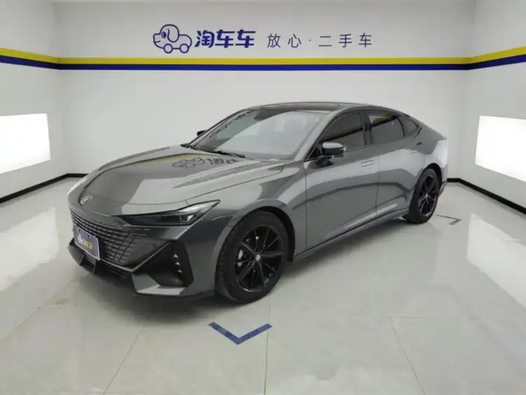 Changan UNI-V 2022 1.5T Premium