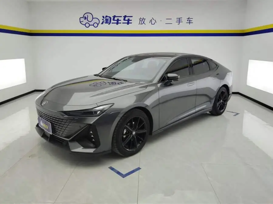 Changan UNI-V 2022 1.5T Premium